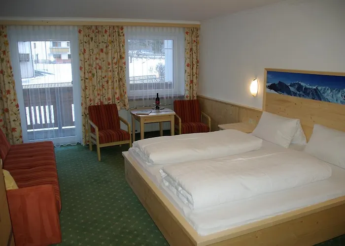 بيت ضيافة Alpenhof Pension-garni ناودرس