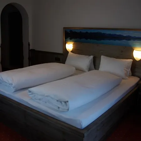 Alpenhof Pension-garni 3*